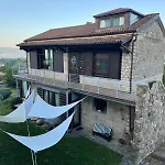 Azienda Agricola Il Querceto Farma *