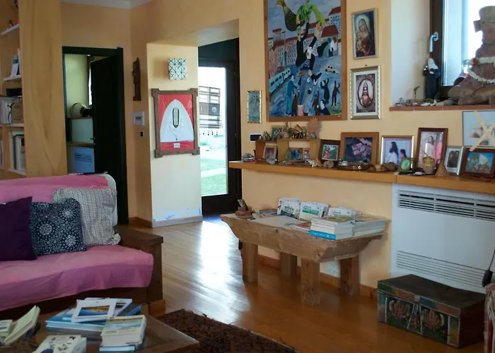 Фермерский дом Azienda Agricola Il Querceto Marsicovetere