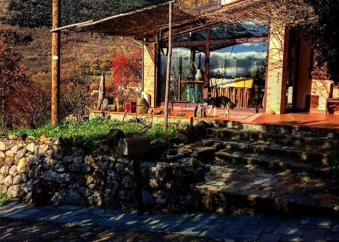 Azienda Agricola Il Querceto Фермерский дом Marsicovetere