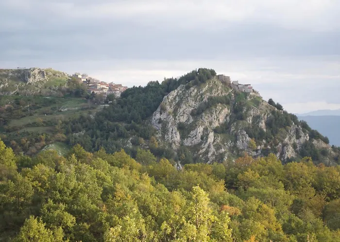 Фермерский дом Azienda Agricola Il Querceto Marsicovetere